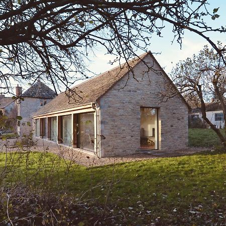 High Cogges Farm Holiday Cottages - The Cart Shed Witney Eksteriør bilde